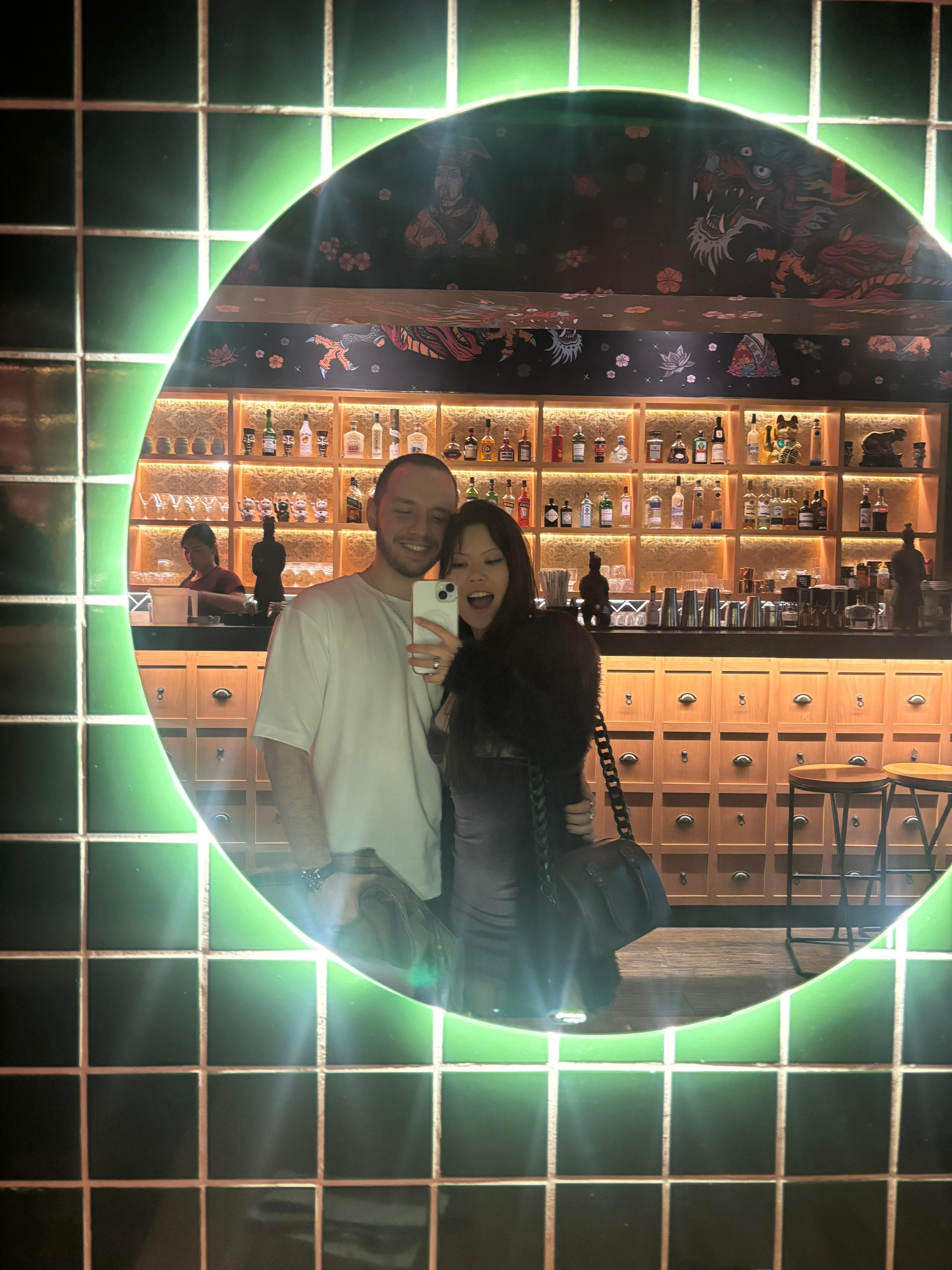 Primeira saida como namorados no restaurante